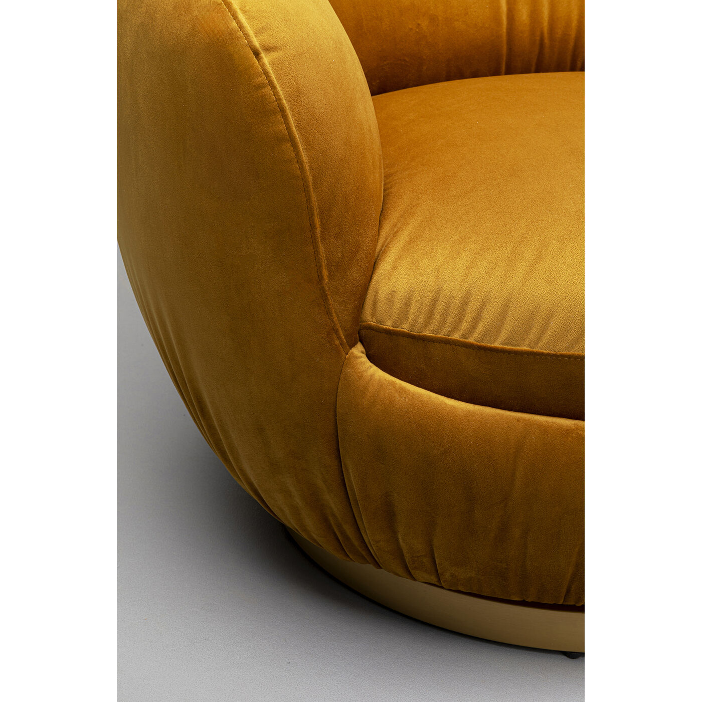 Кресло вращающееся Nube Yellow от KARE Design