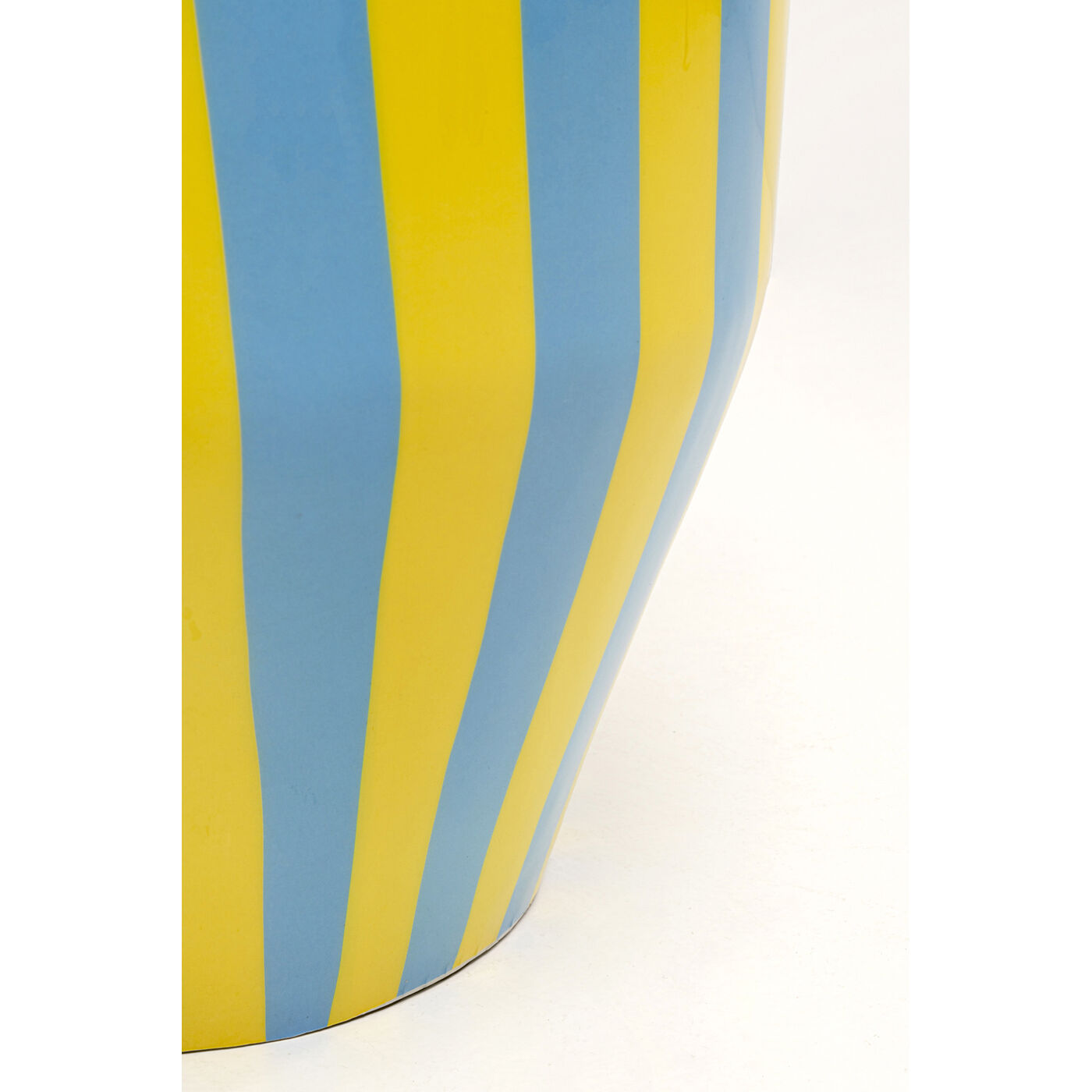 Стол приставной Candy Blue Ø30cm от KARE Design