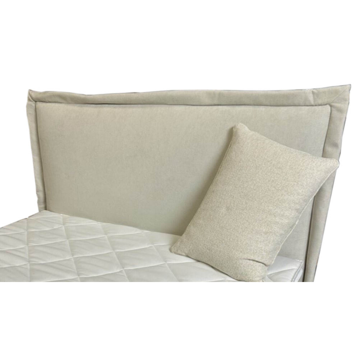 Изголовье кровати Benito Sky Sand 180cm от KARE Design