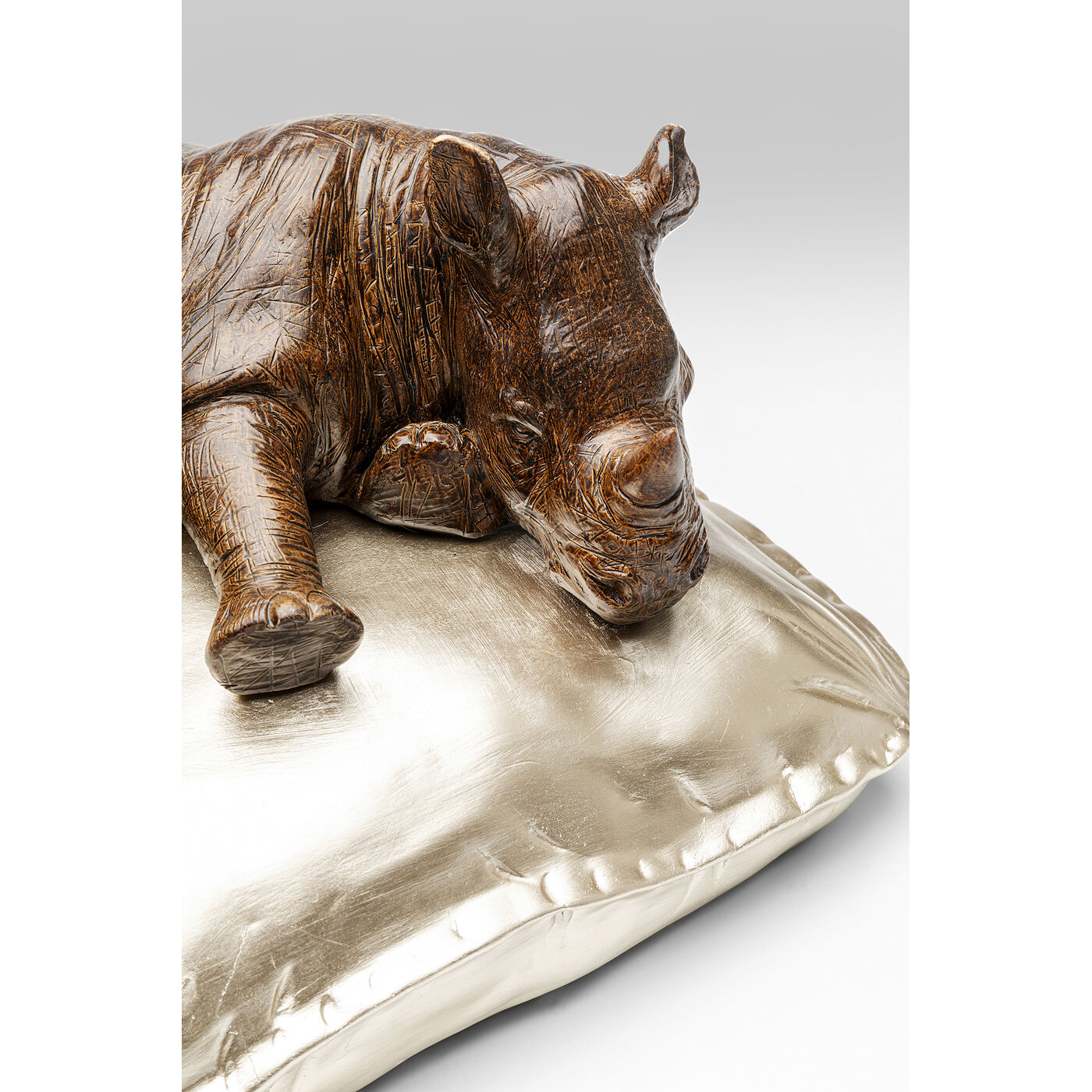 Фигура декоративная Sleeping Rhino «Спящий носорог» 37 см от KARE Design