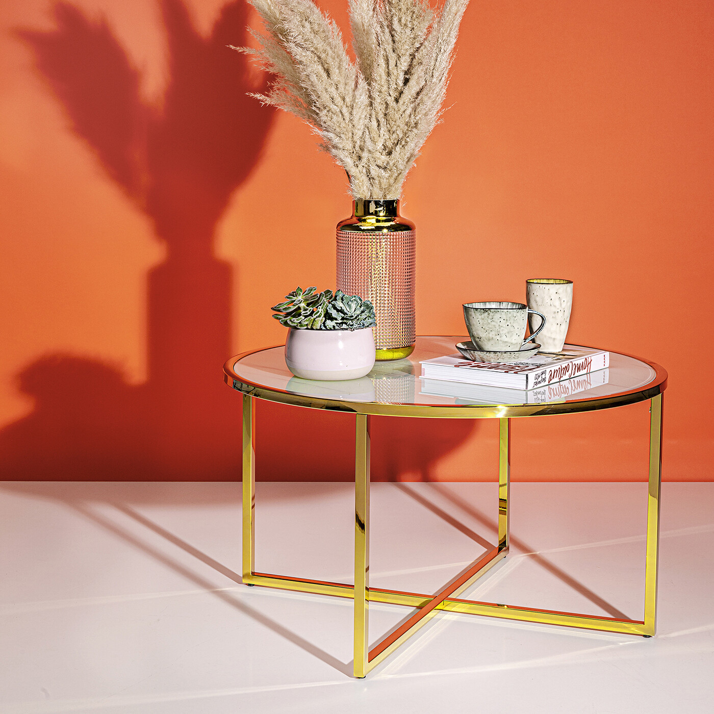 Стол кофейный West Beach Brass Ø80 см от KARE Design