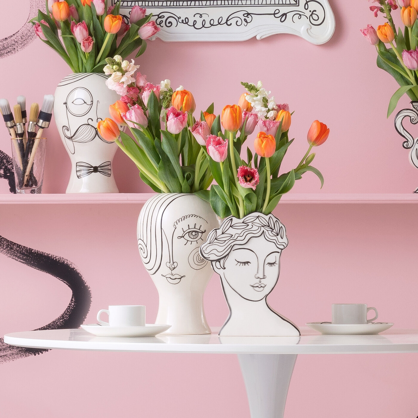 Ваза Drawn Lady 30 см от KARE Design