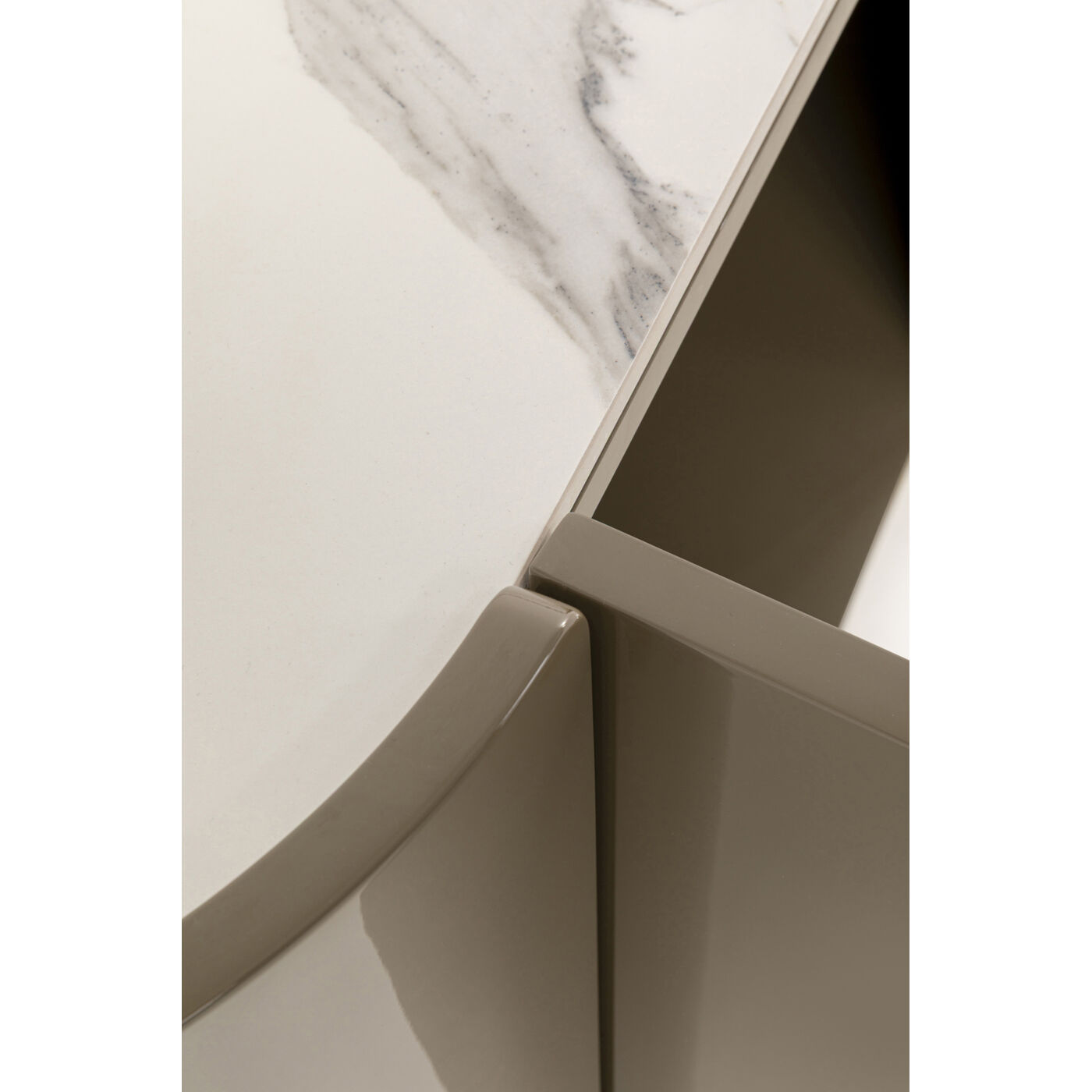 Комод Eliano Grey 160x75cm от KARE Design