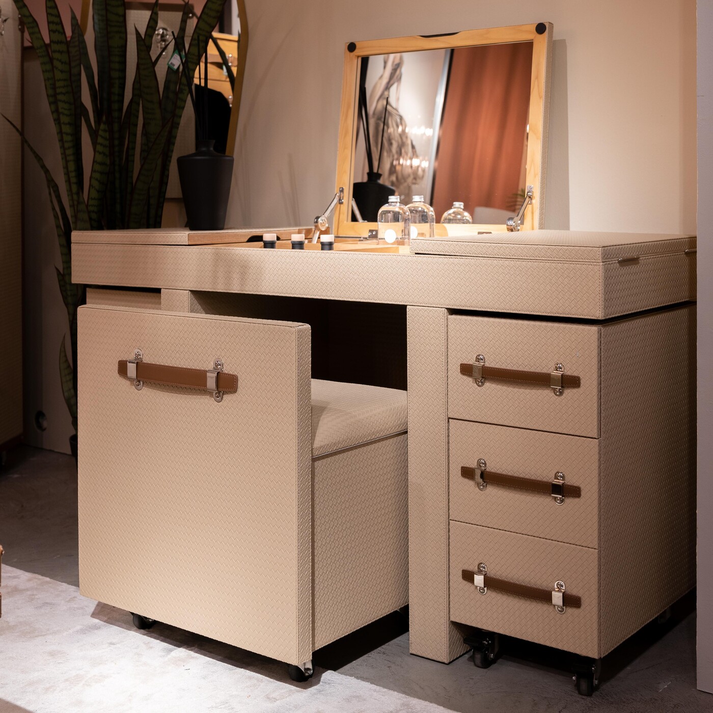 Комплект Globetrotter White от KARE Design