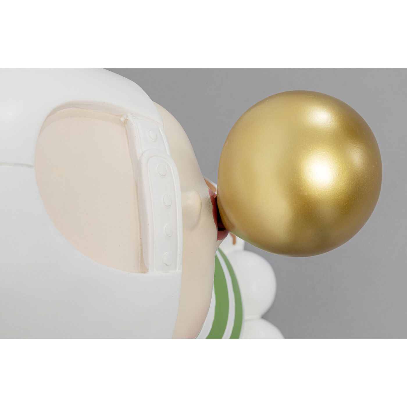 Фигура декоративная Bubble Boy «Мальчик в пузыре» 82 см от KARE Design