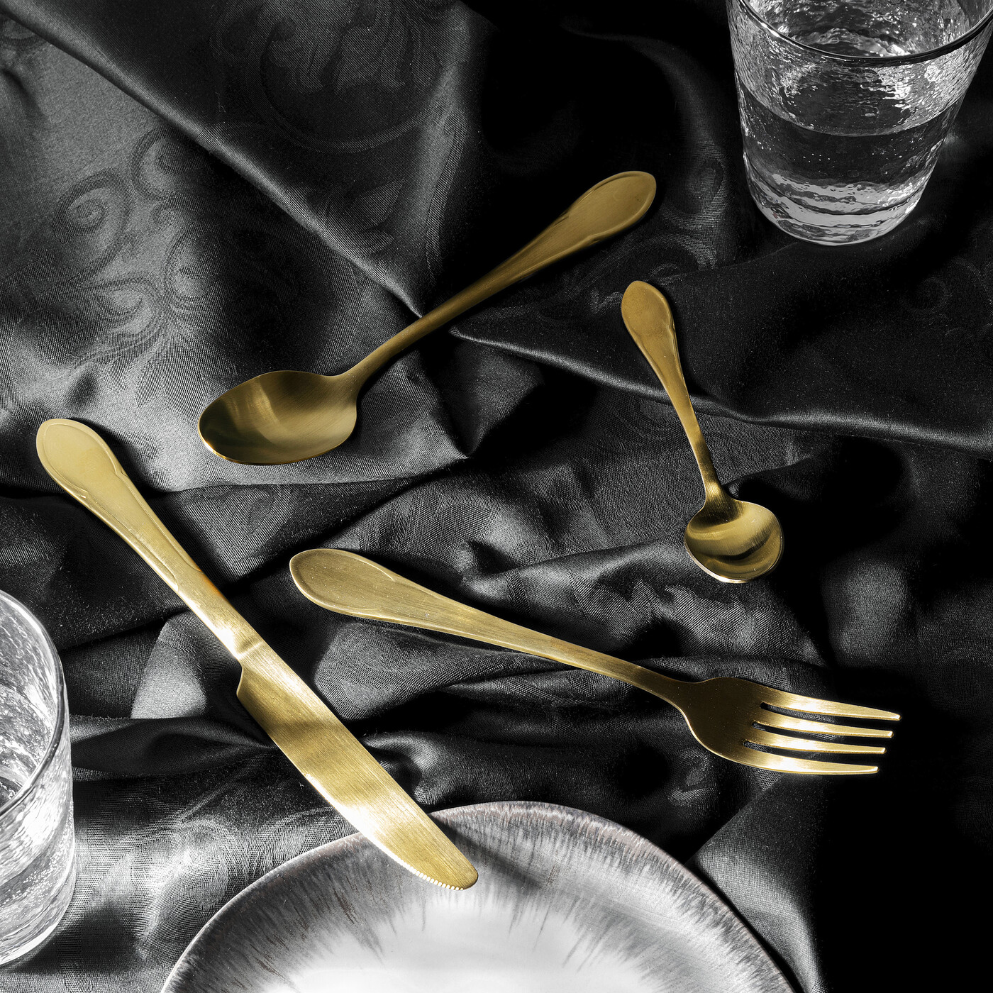 Набор столовых приборов Cucina «Кухня» (16 предметов), Золотой матовый от KARE Design