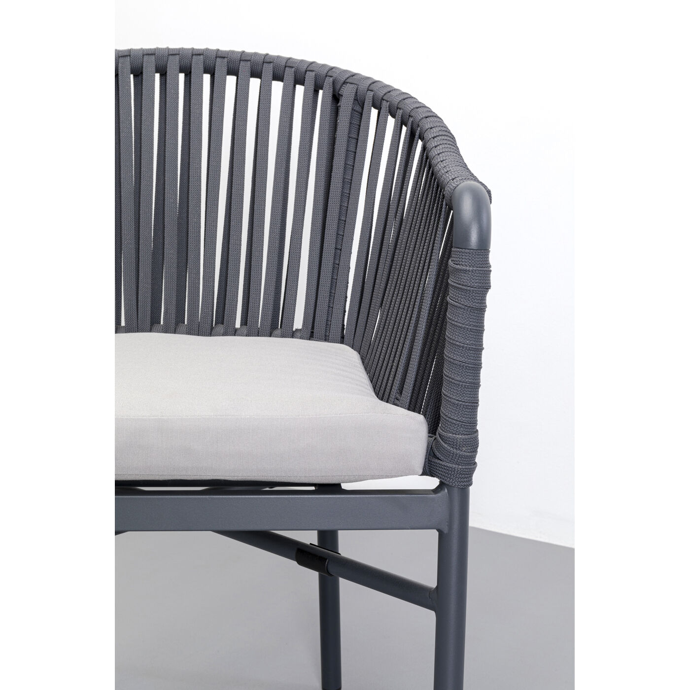 Стул с подлокотниками Santanyi Dark Grey от KARE Design