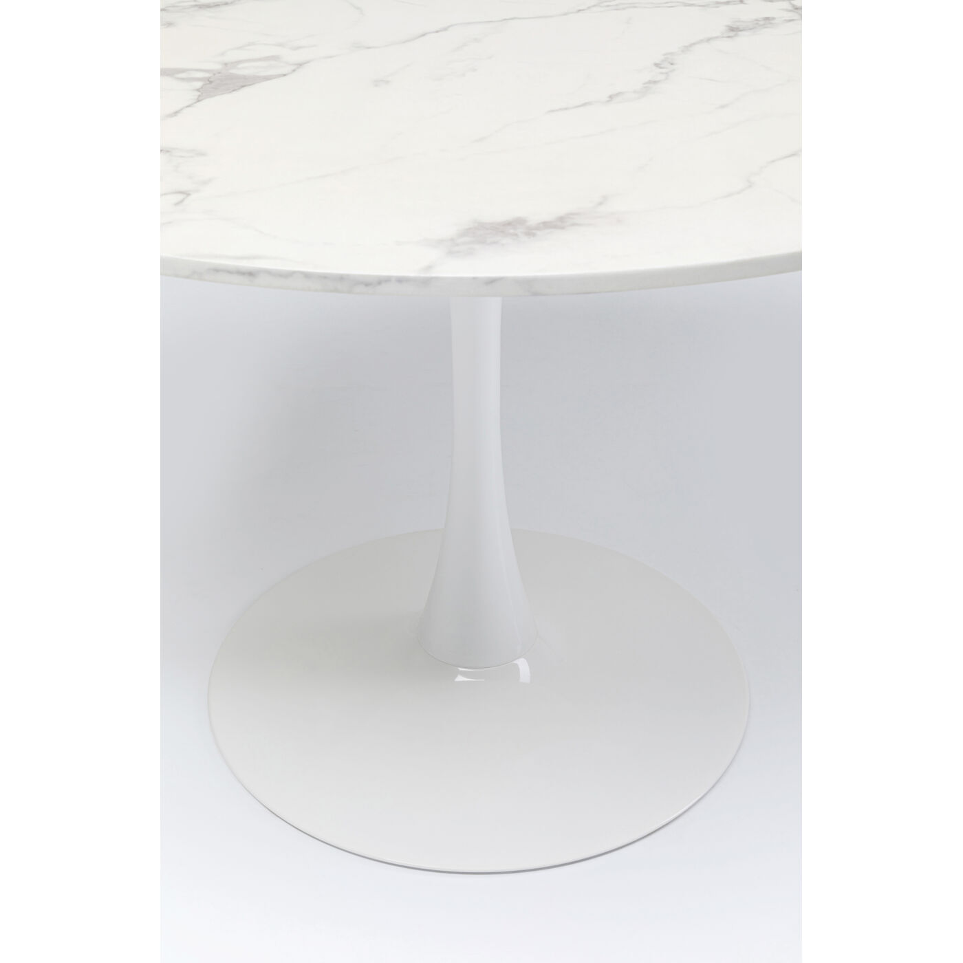 Стол Schickeria Marbleprint White Ø80 см от KARE Design