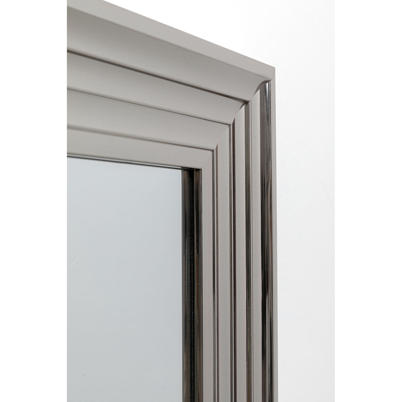 Зеркало настенное Frame Eve Silver 74x99 см от KARE Design