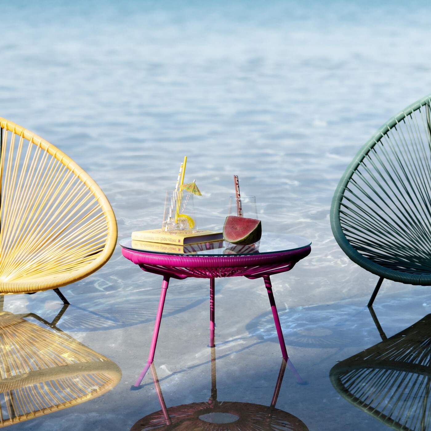Стол приставной Acapulco Mono Pink от KARE Design