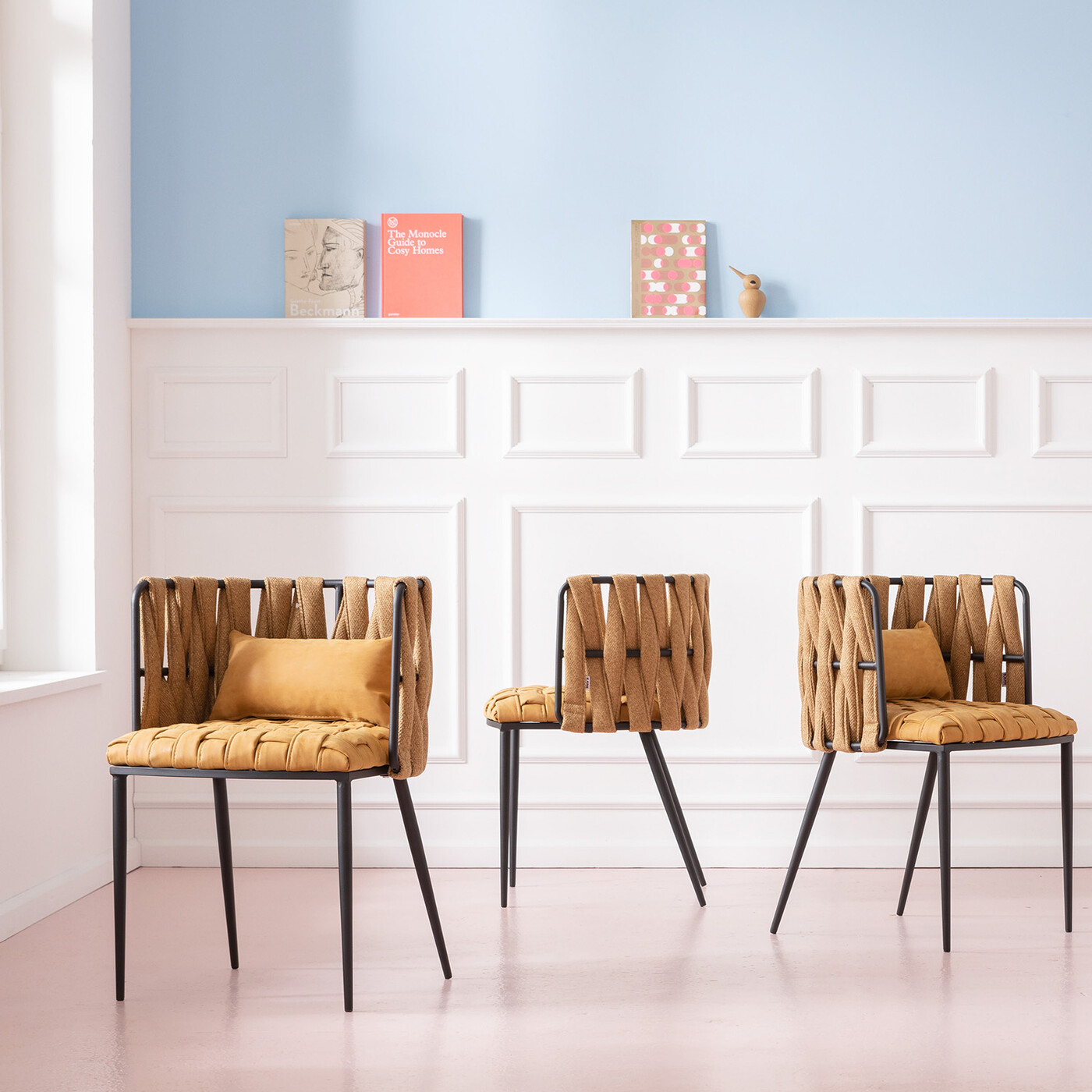 Кресло Cheerio Yellow с подушкой от KARE Design