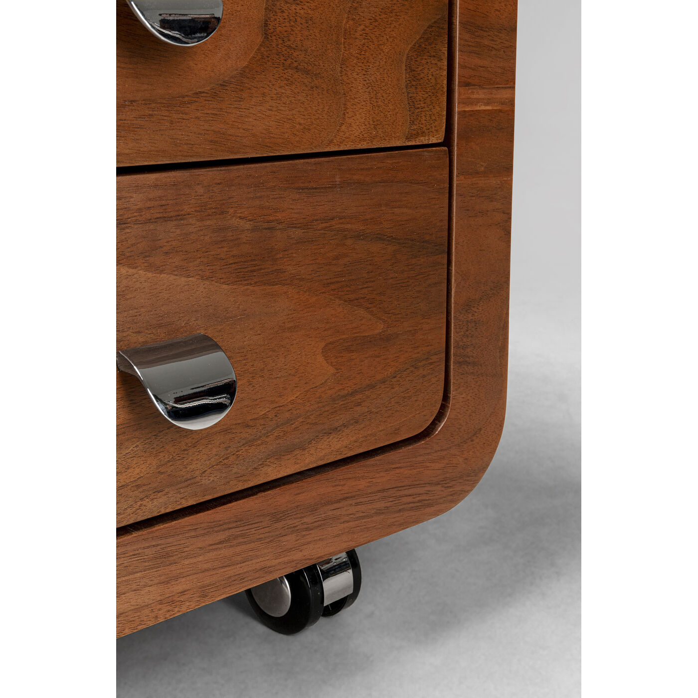 Тумба на колесах Club Walnut от KARE Design