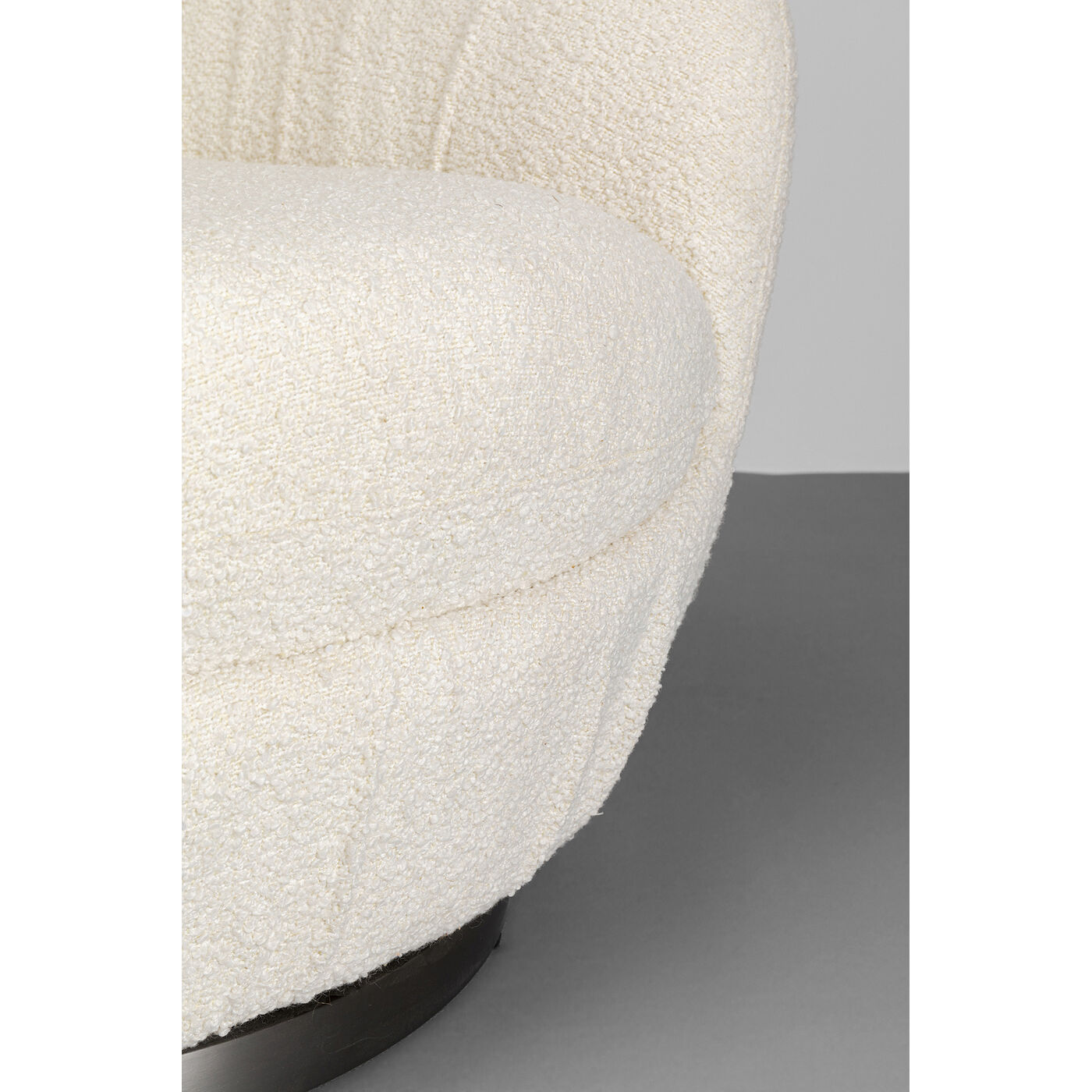 Кресло вращающееся Nube Boucle от KARE Design