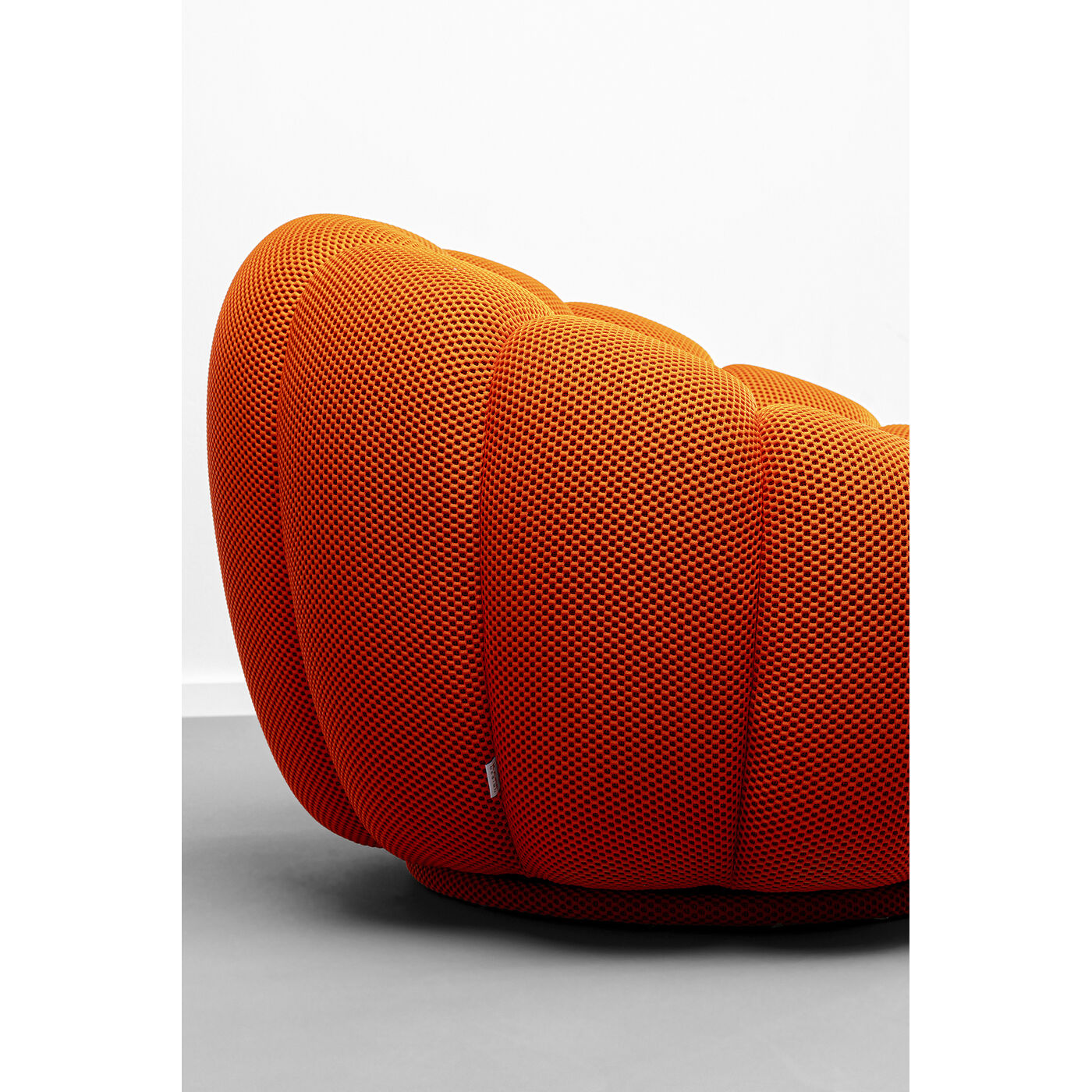 Кресло вращающееся Peppo Bloom Orange от KARE Design