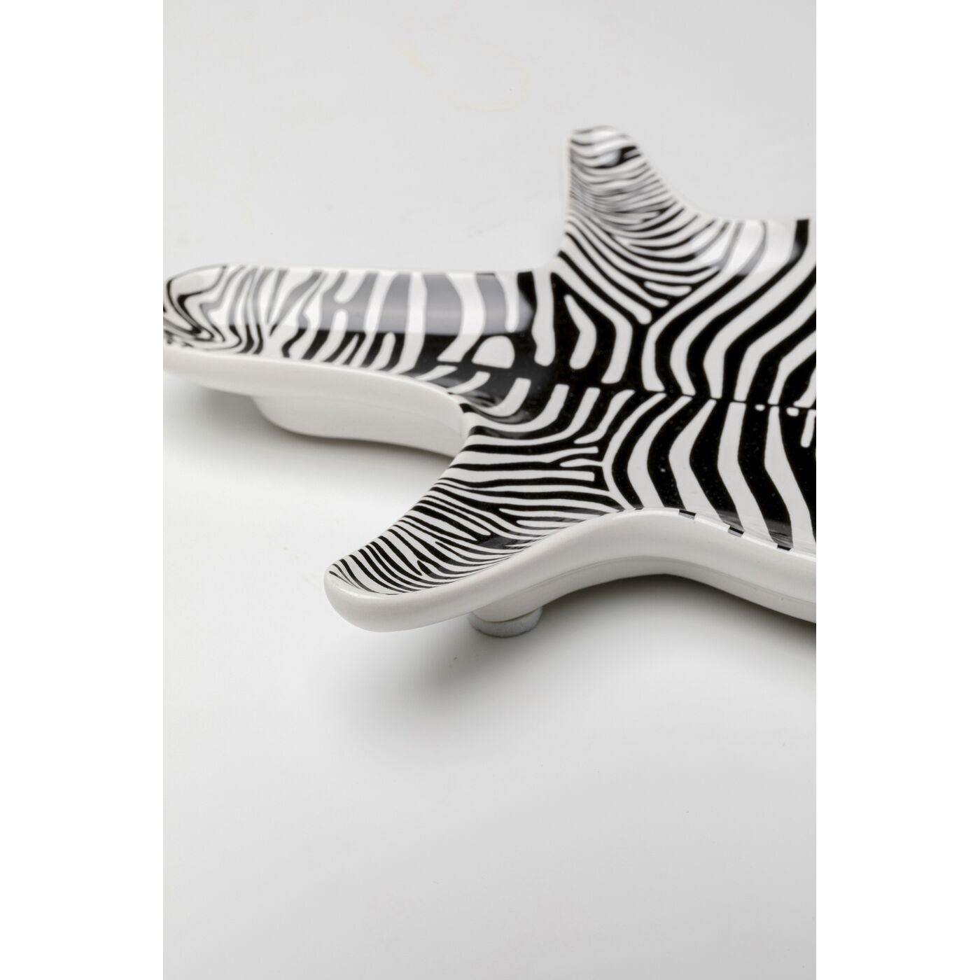 Миска декоративная Zebra «Зебра» 21x15 см от KARE Design