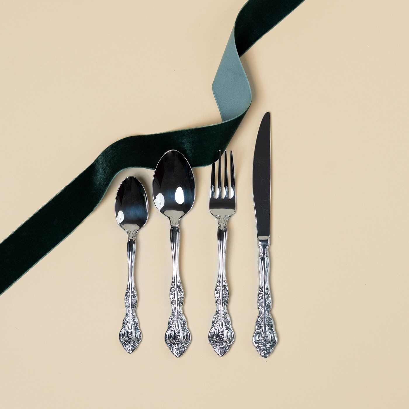 Набор столовых приборов Attina Silver (16/part) от KARE Design