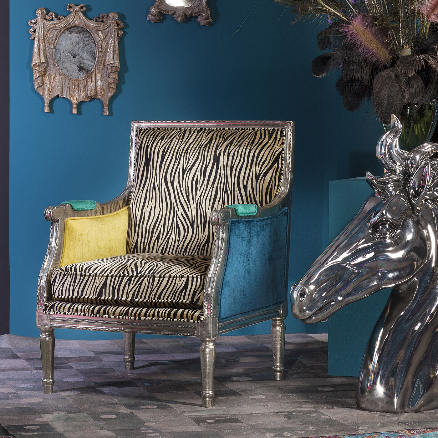 Кресло Regency Zebra от KARE Design