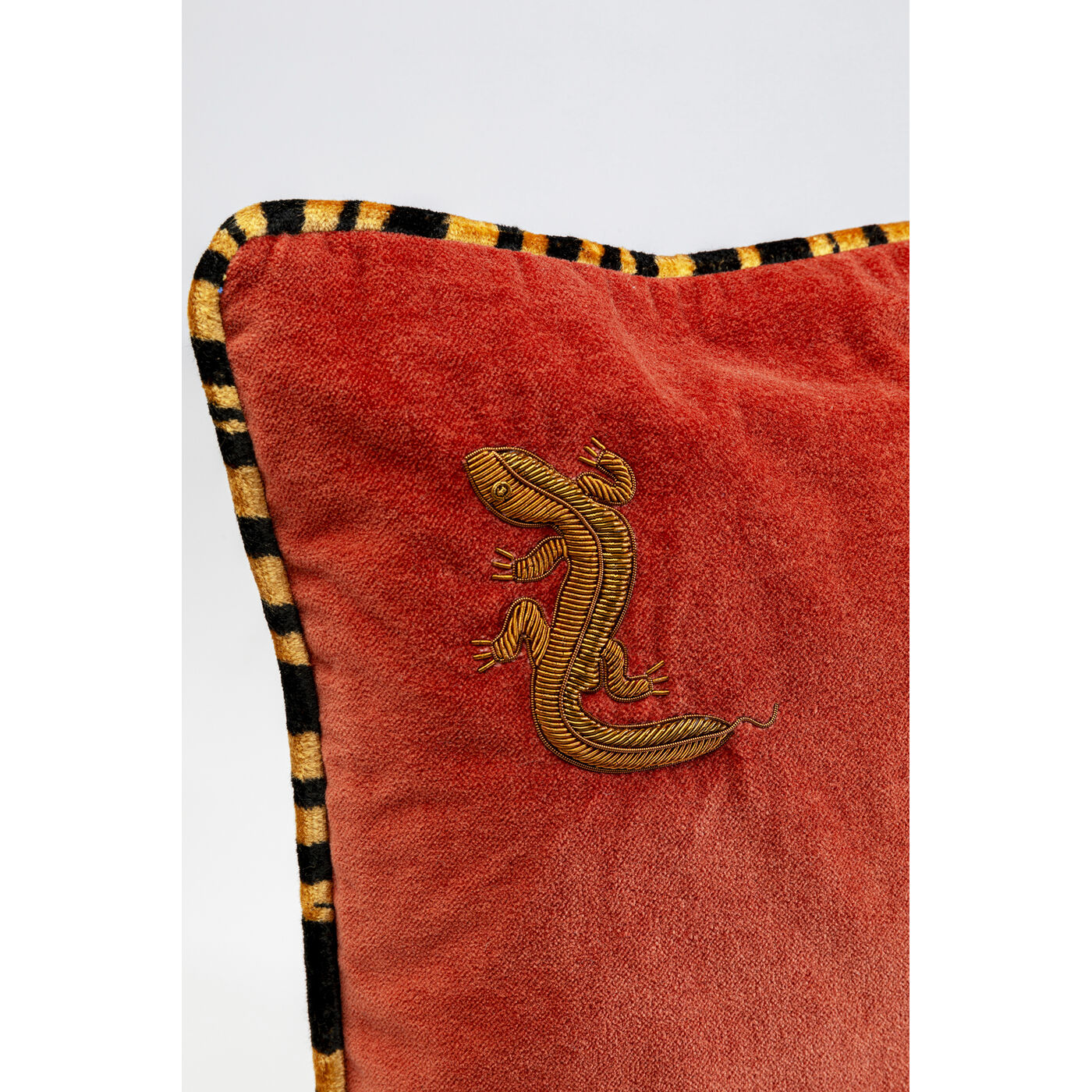 Подушка Leo Lizard 45x45cm от KARE Design