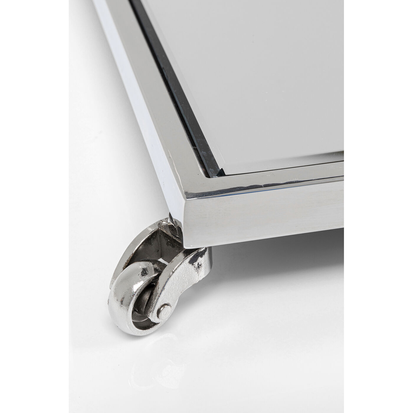 Сервировочный стол Classy Chrome от KARE Design