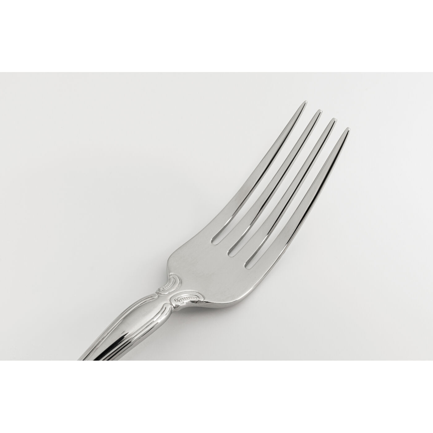 Набор столовых приборов Attina Silver (16/part) от KARE Design