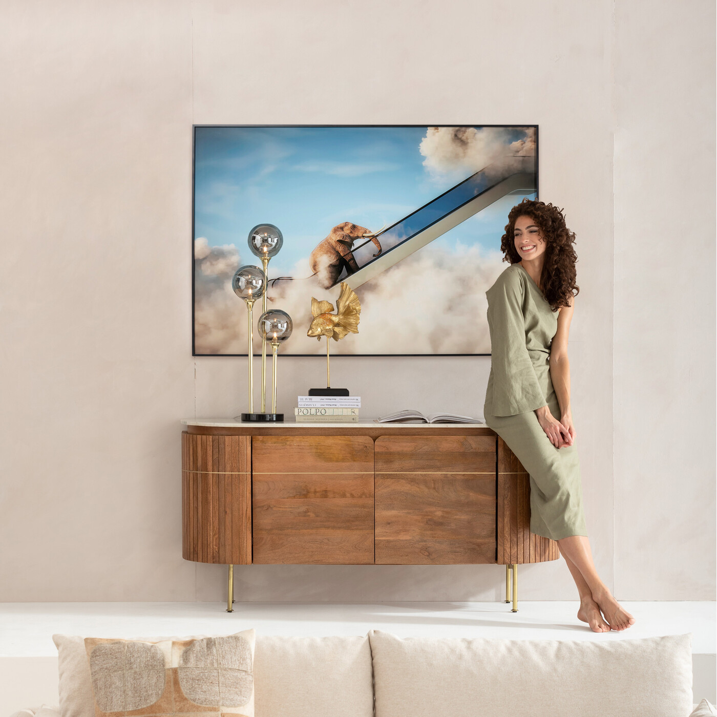 Картина в раме Elephant In The Sky «Слон в небе» 150x100 см от KARE Design