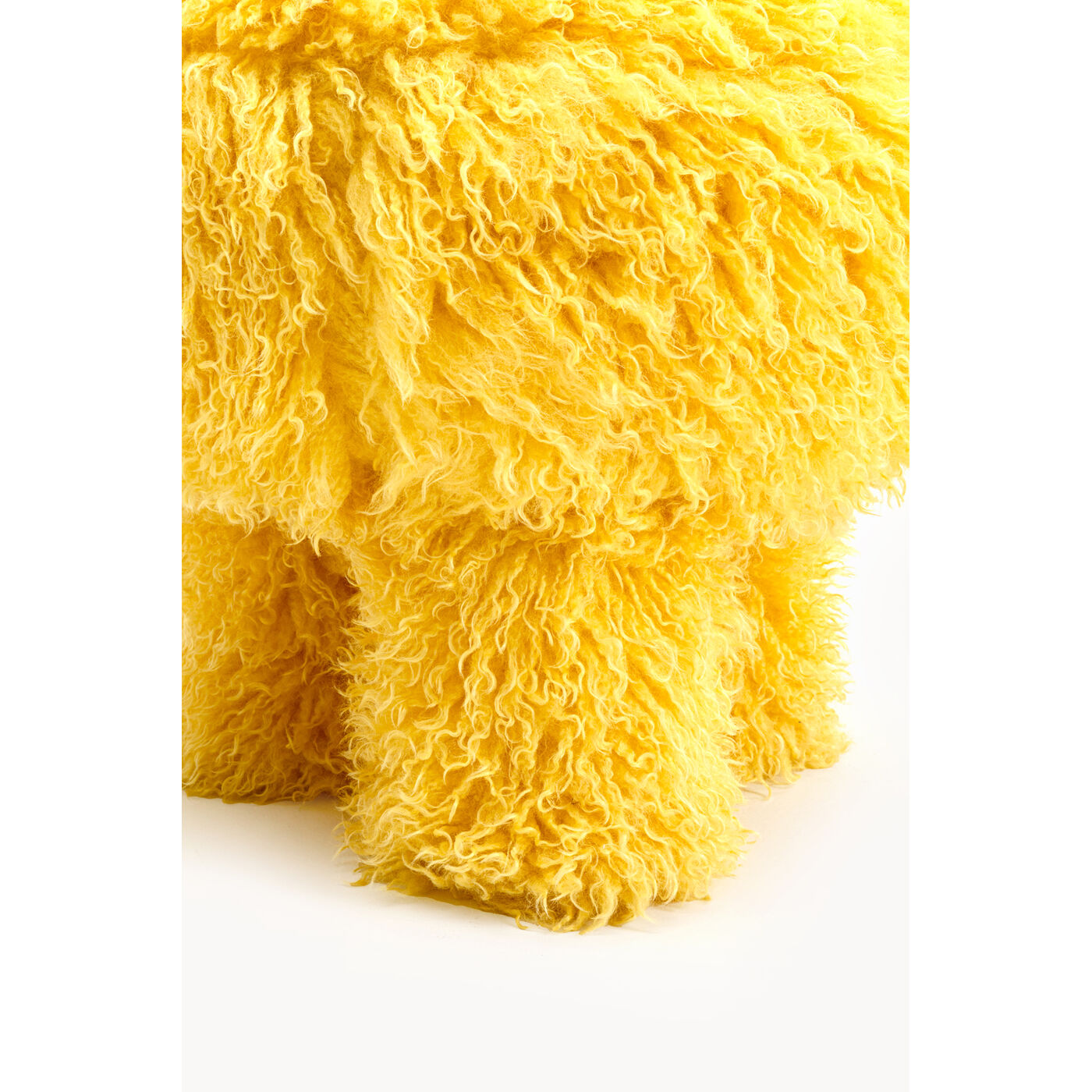 Пуф Plushy Yellow от KARE Design