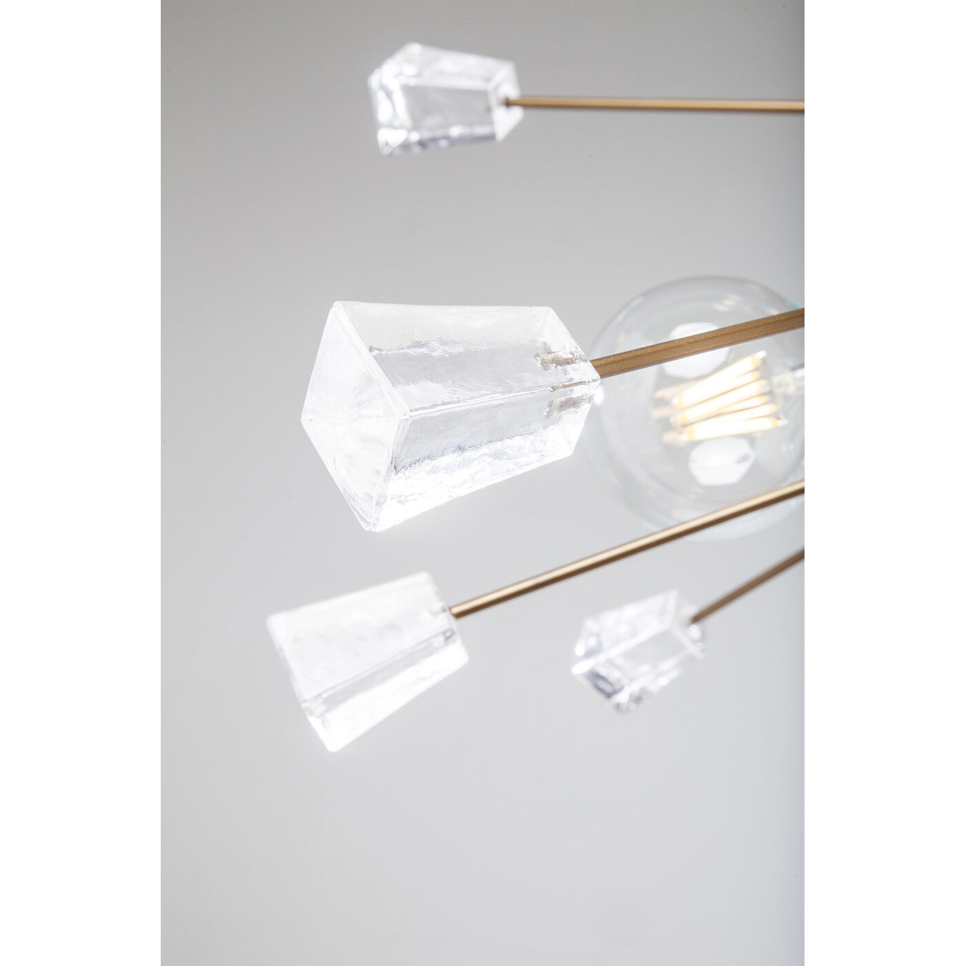 Светильник подвесной Crystal Bomb Brass Ø93 см от KARE Design