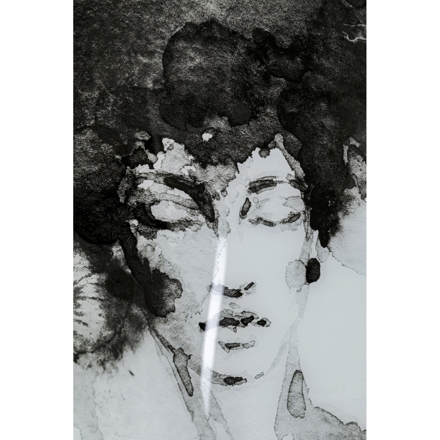 Картина стеклянная Smokey Hair «Женский портрет» 100x150 см от KARE Design