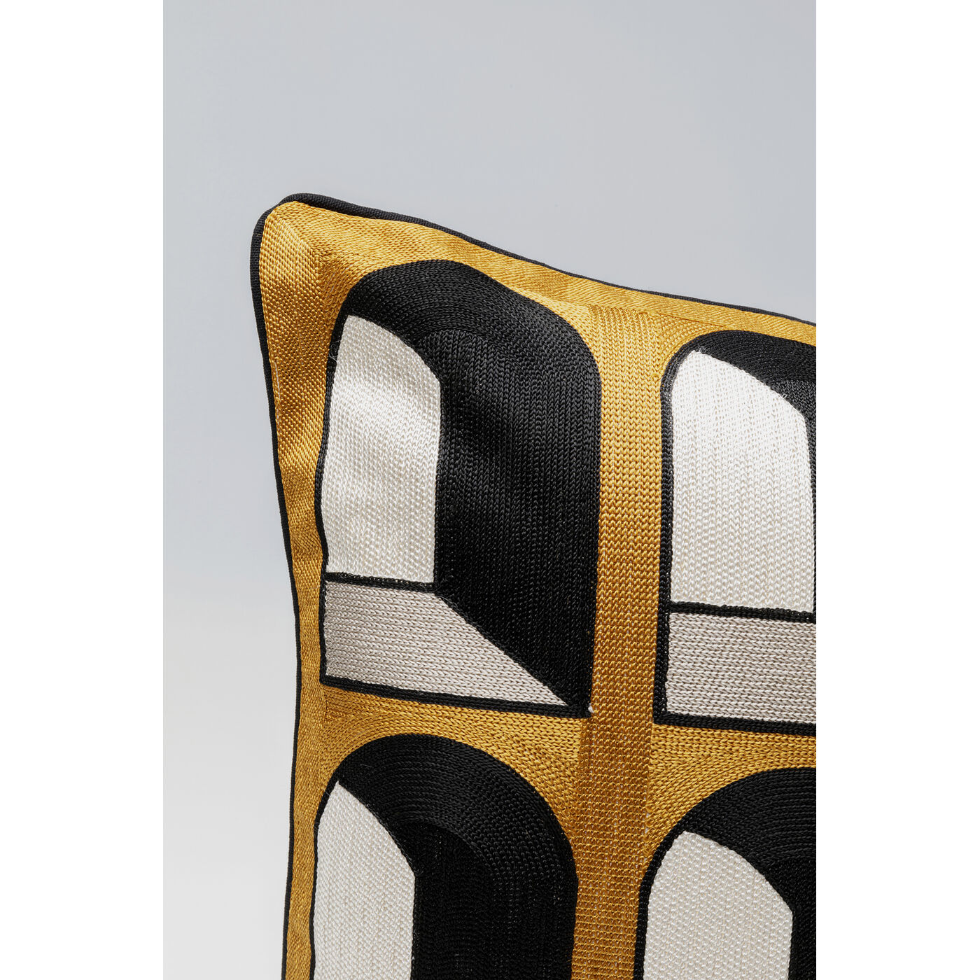 Подушка Coloseo «Колизей» 50x50 см от KARE Design