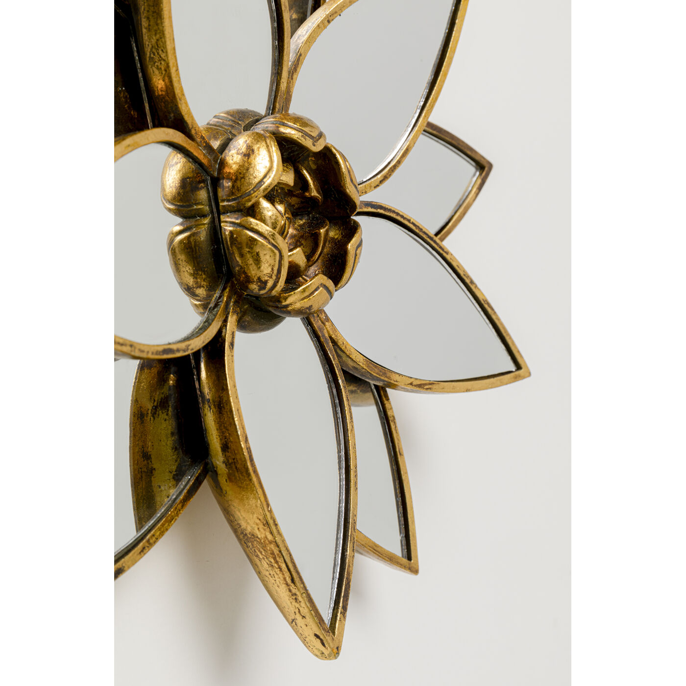 Украшение настенное Lotus «Зеркальный лотос» Ø33 см от KARE Design