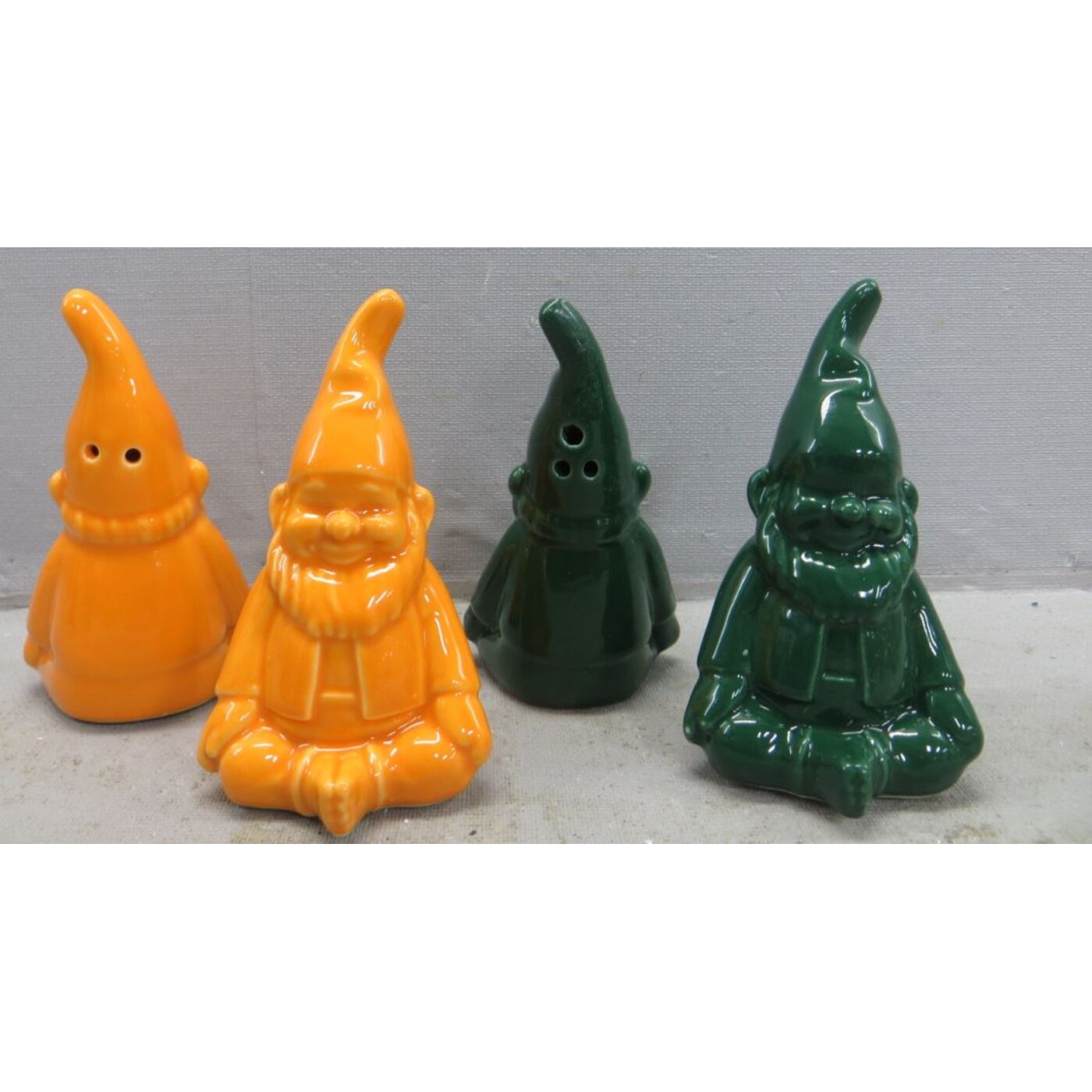 Набор для соли и перцаr Gnome Green And Orange (2/Set) от KARE Design