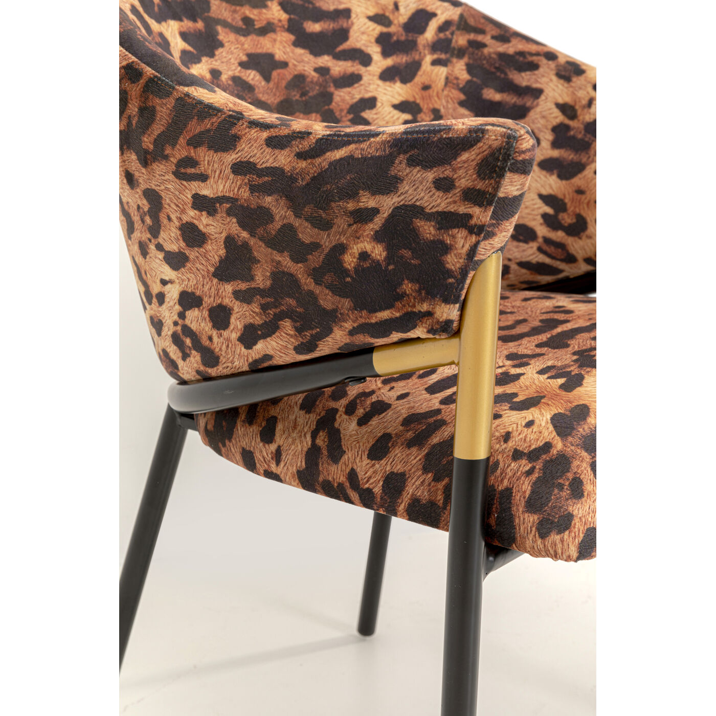 Стул с подлокотниками Wild Leo от KARE Design