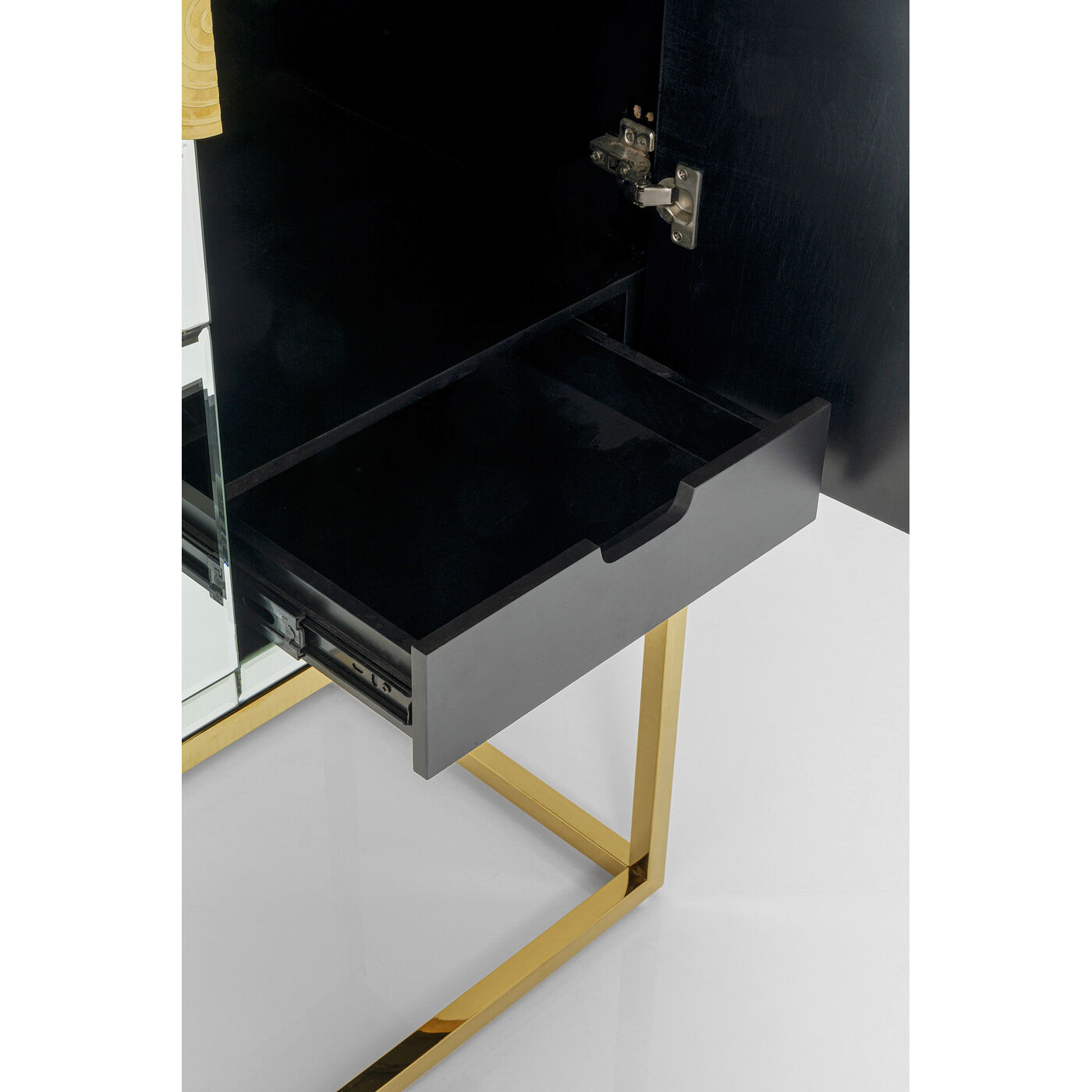 Винный шкаф Queen 91x147 см от KARE Design