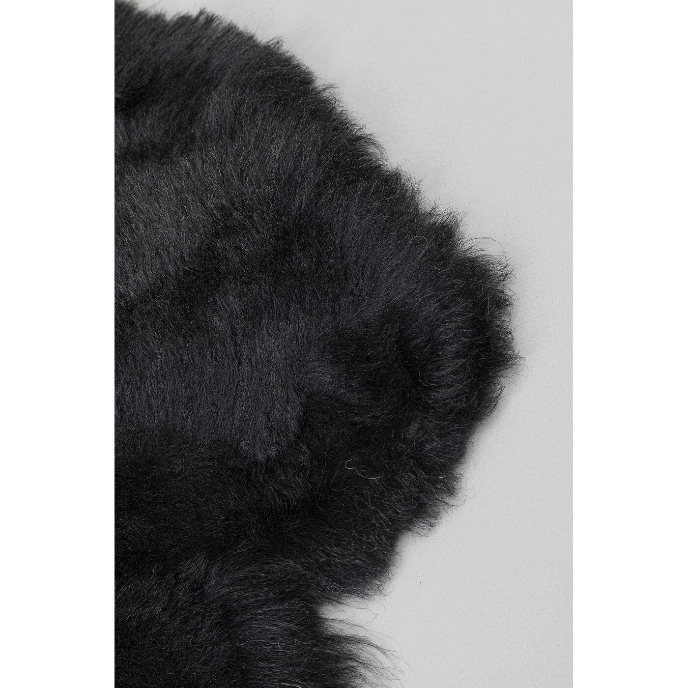 Ковер-шкура Heidi Black 85x60 см от KARE Design