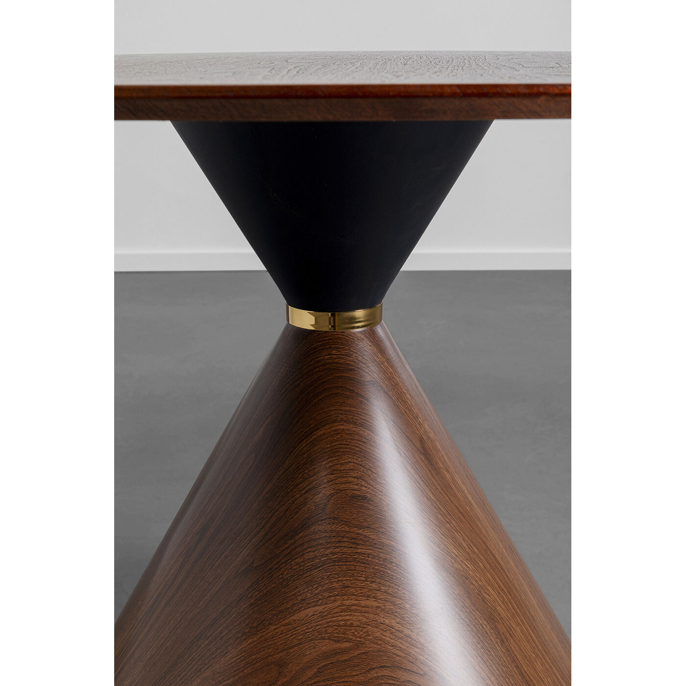 Стол Cono Ø120 см от KARE Design