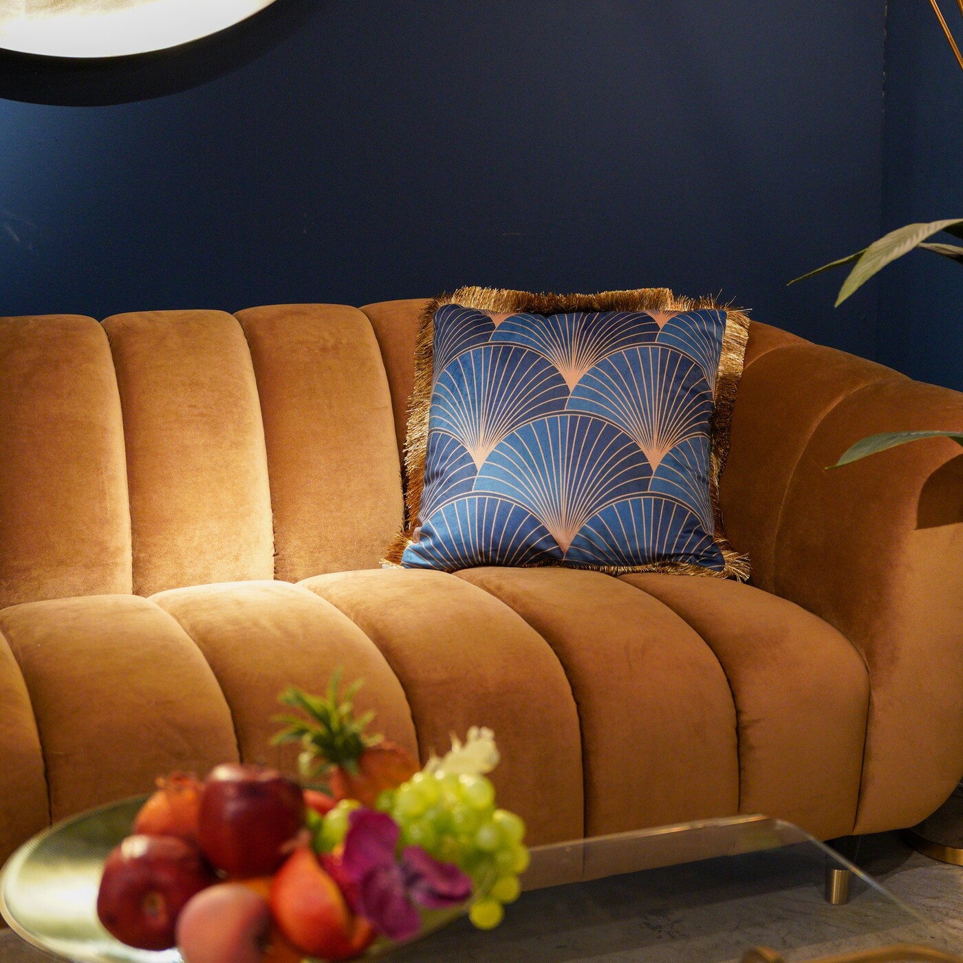 Подушка Leaves Fringe «Листья с бахромой» 45x45 см от KARE Design