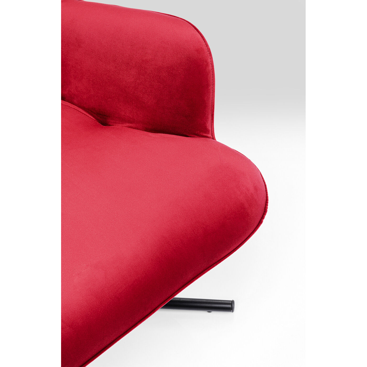 Кресло вращающееся Oscar Velvet Red от KARE Design