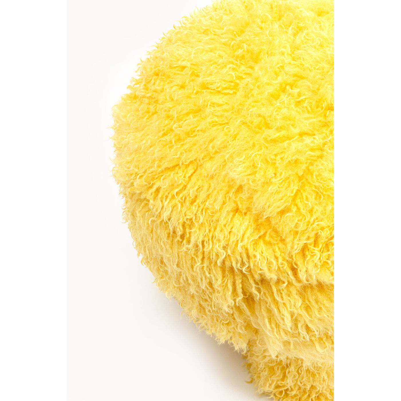 Пуф Plushy Yellow от KARE Design