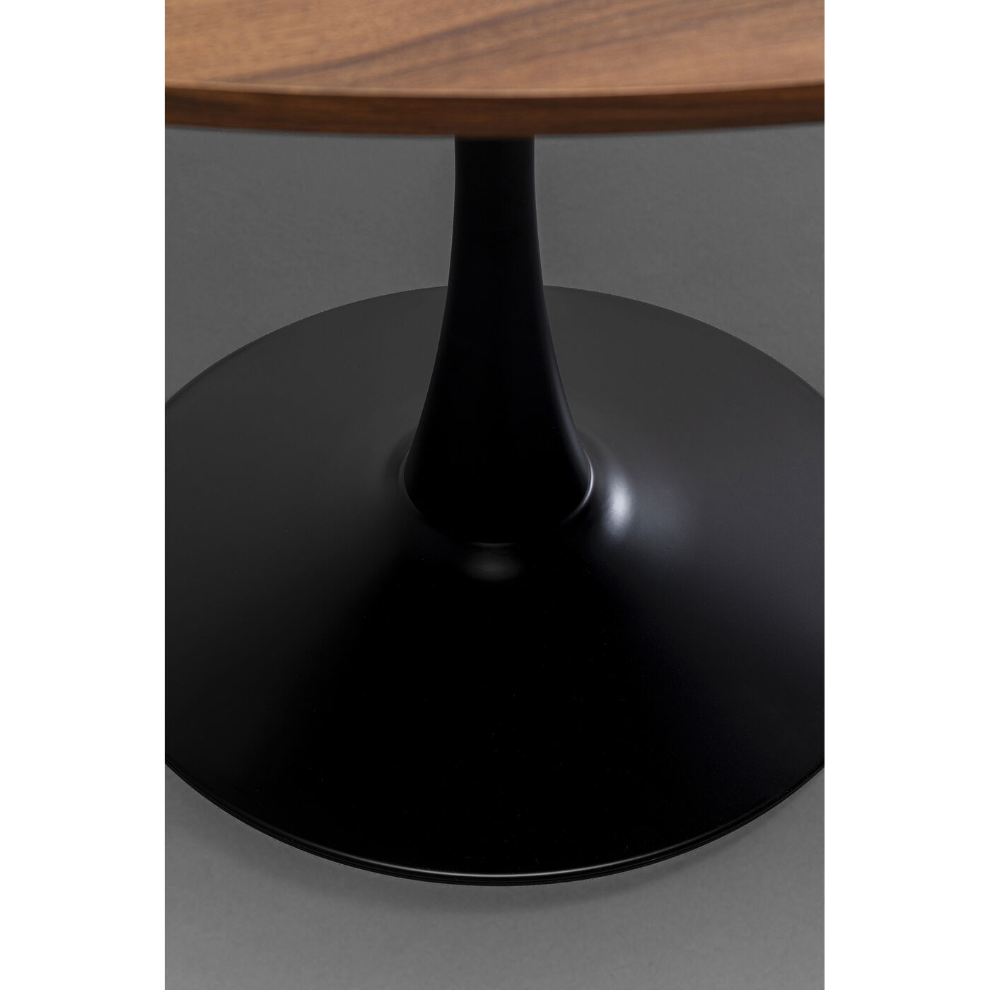 Стол кофейный Schickeria Walnut Black Ø80cm от KARE Design