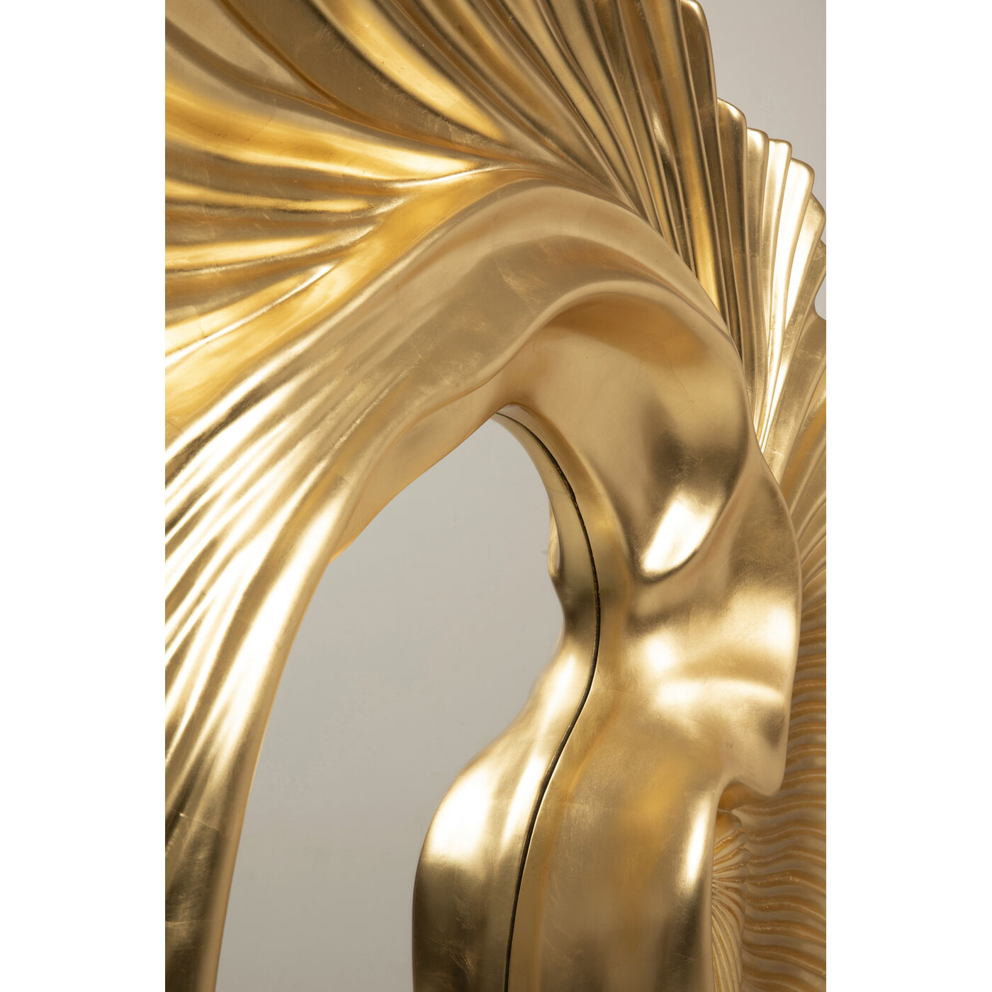 Зеркало настенное Orecchio Gold 162x146cm от KARE Design