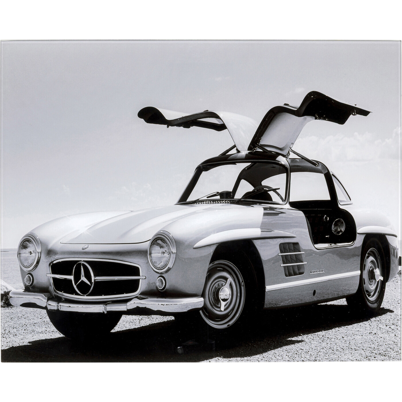 Картина стеклянная Automotive Beauty «Мерседес-Бенц 300 SL Gullwing» 40x50 см от KARE Design