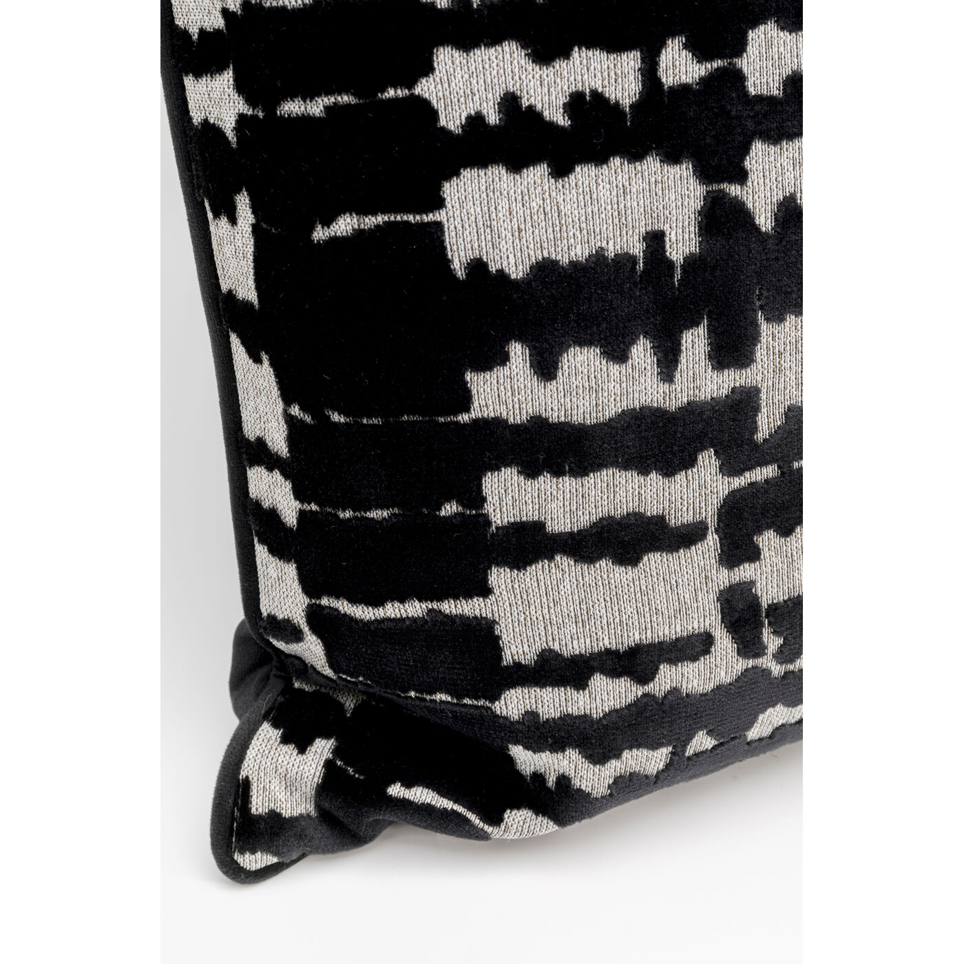 Подушка Boa «Боа» 45x45 см от KARE Design