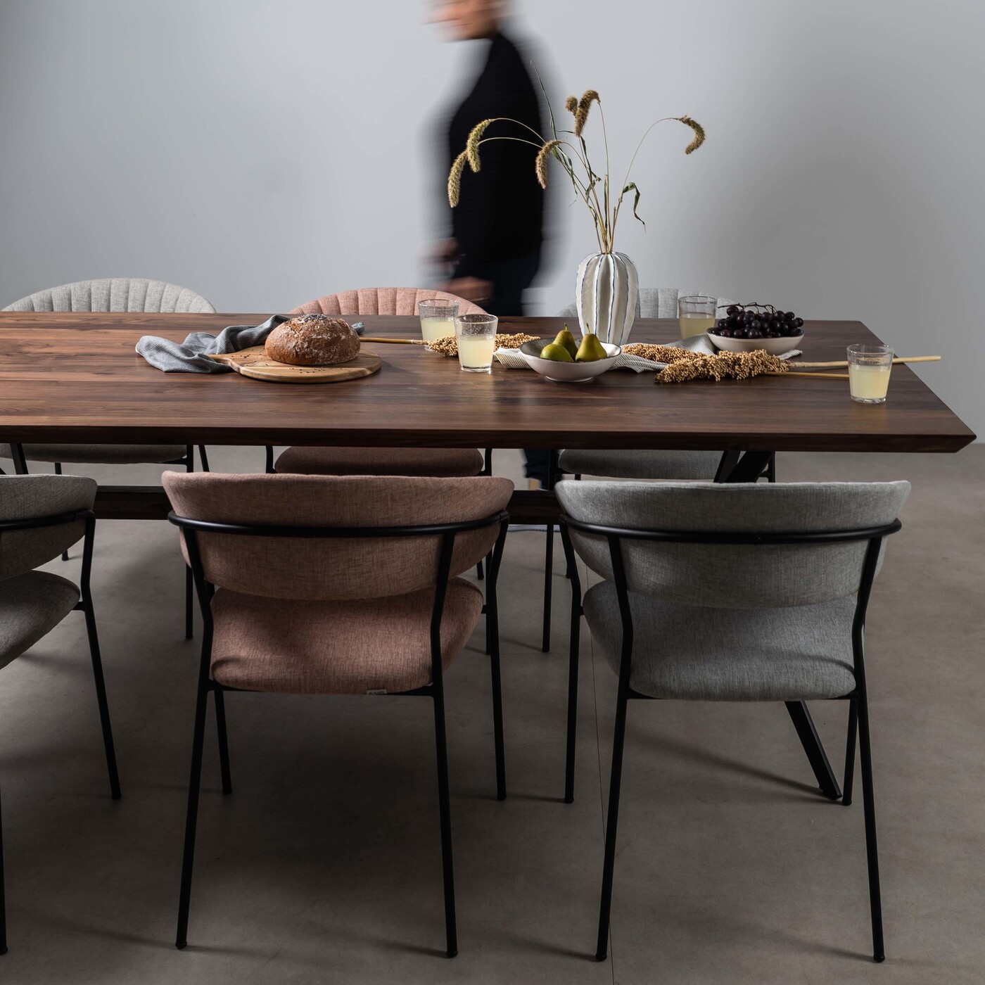 Стол Downtown Walnut 220x100 см от KARE Design