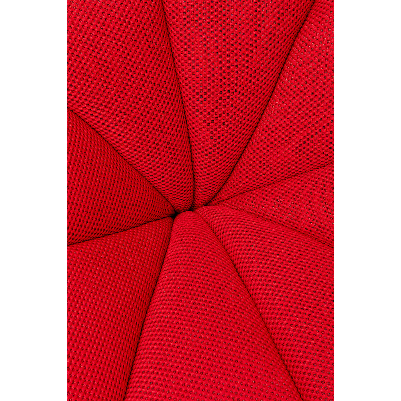 Вращающееся кресло Peppo Lounge Red от KARE Design