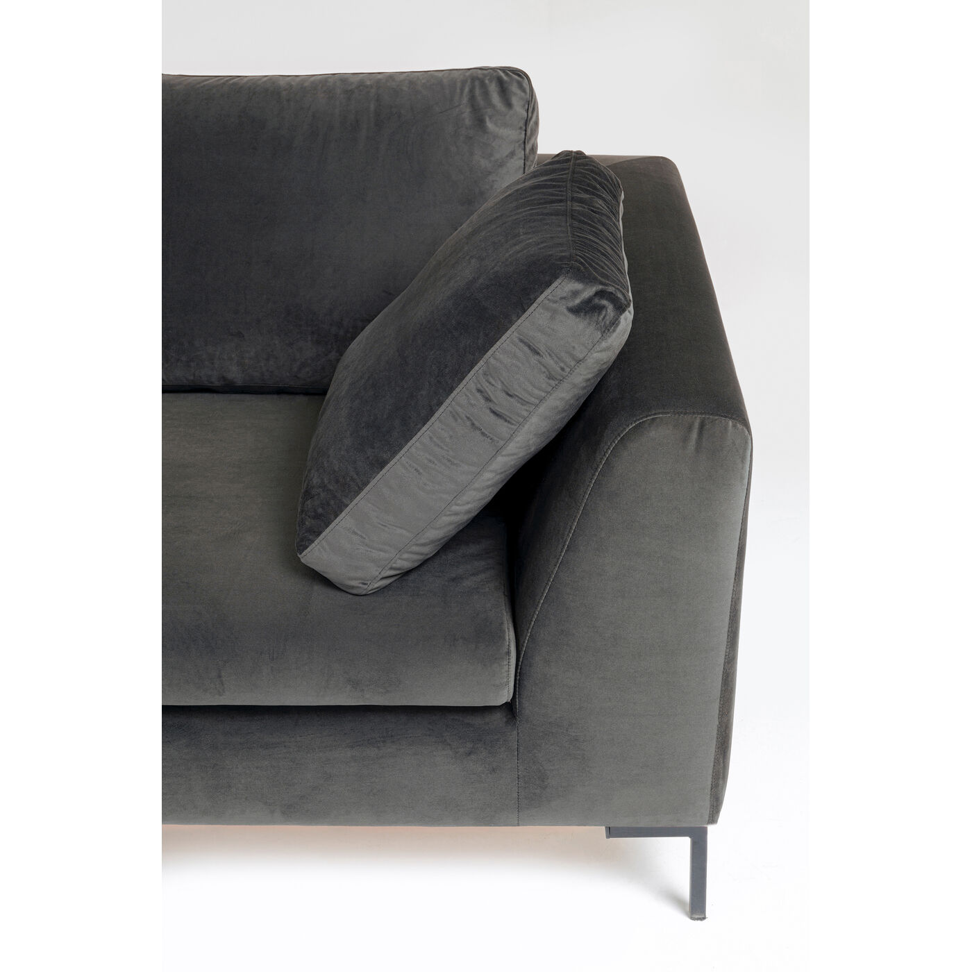 Диван угловой правосторонний Gianni Small Velvet Grey Right от KARE Design