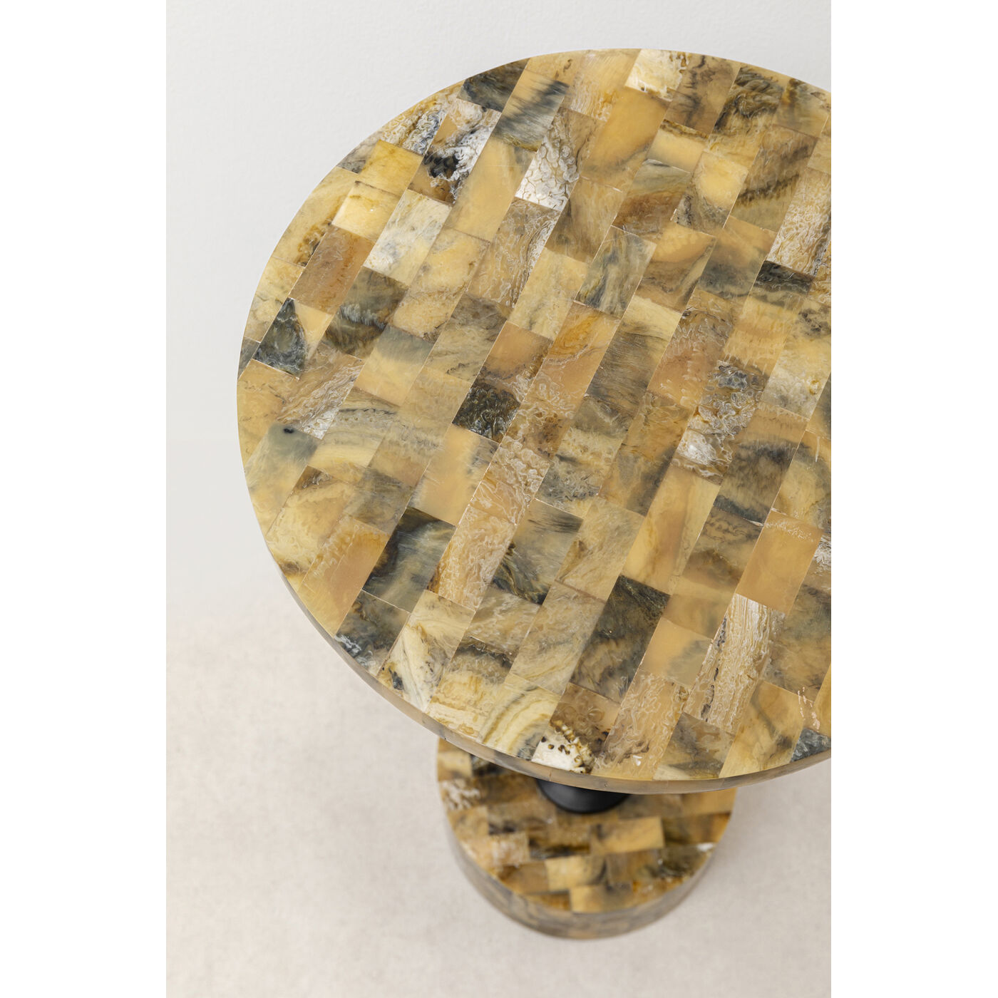 Стол приставной Domero Mosaic Grey Ø25 см от KARE Design